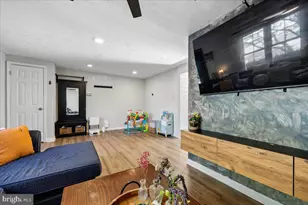 1476 Dockside Ct, Frederick, MD 21701 - Photo 9