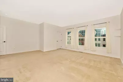 6438 Alan Linton Boulevard E, Frederick, MD 21703 - Photo 19