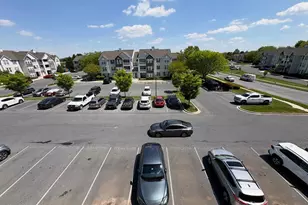 5600 Avonshire Pl, Frederick, MD 21703 - Photo 9
