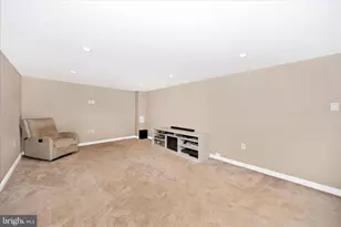 209 Monroe Ave, Frederick, MD 21701 - Photo 37