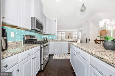 5812 Rochefort Street, Ijamsville, MD 21754 - Photo 5