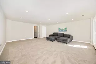 5812 Rochefort St, Ijamsville, MD 21754 - Photo 37
