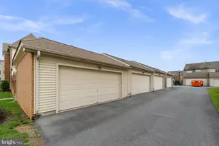 2553 Island Grove Blvd, Frederick, MD 21701 - Photo 21