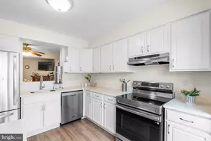5609 Queen Anne Ct, New Market, MD 21774 - Photo 3