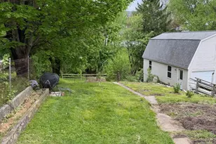208 Main St, Middletown, MD 21769 - Photo 39