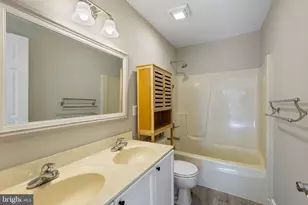 3611 Hope Commons Ct, Frederick, MD 21704 - Photo 13