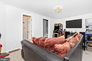 7083 Gresham Ct W, Frederick, MD 21703 - Photo 29