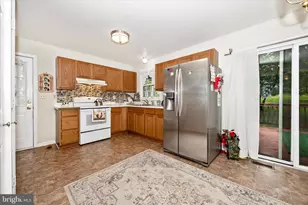 9549 Fingerboard Rd, Ijamsville, MD 21754 - Photo 15