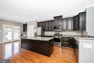 6425 Walcott Ln, Frederick, MD 21703 - Photo 9