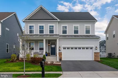 1004 Village Green Way, Brunswick, MD 21716 - Photo 3