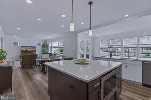 1004 Village Green Way, Brunswick, MD 21716 - Photo 17