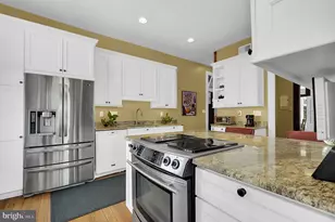 216 E Main St, Middletown, MD 21769 - Photo 23