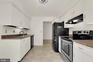 100 Chapel Ct, Walkersville, MD 21793 - Photo 5