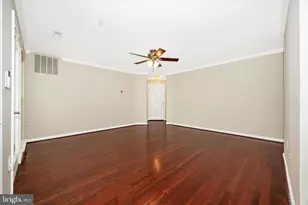 2509 Shelley Cir, Frederick, MD 21702 - Photo 7