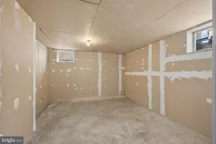 1002 Eastbourne Ct, Frederick, MD 21702 - Photo 29