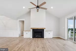 17542 Mountain Top Rd, Cascade, MD 21719 - Photo 3