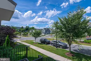 1328 Monocacy Crossing Pkwy, Brunswick, MD 21716 - Photo 3