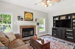 11206 Yardley Pl, Ijamsville, MD 21754 - Photo 17