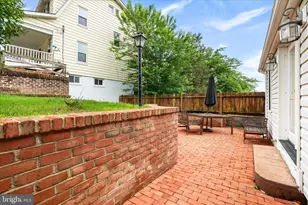 218 N Delaware Ave, Brunswick, MD 21716 - Photo 37
