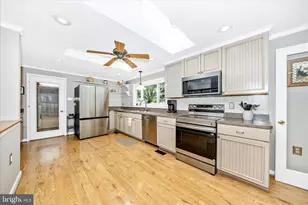 5910 Lawrence Ct, Adamstown, MD 21710 - Photo 11