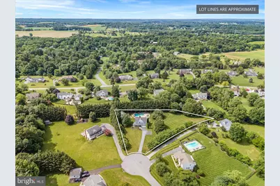 4706 Hardwood Court, Mount Airy, MD 21771 - Photo 5