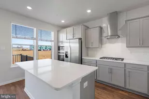 462 Tiller St, Frederick, MD 21701 - Photo 9
