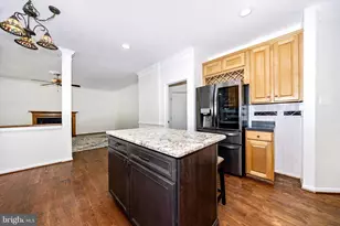 803 Apache Ct, Frederick, MD 21701 - Photo 9