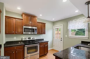 225 5th Street E, Frederick, MD 21701 - Photo 7