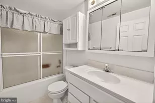 2094 E Greenleaf Dr, Frederick, MD 21702 - Photo 29