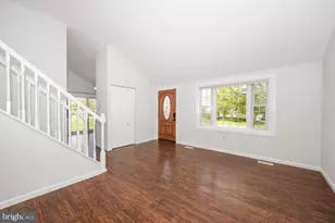 1715 Dogwood Dr, Frederick, MD 21701 - Photo 9