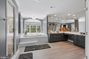 9804 Pebble Beach Ct, Ijamsville, MD 21754 - Photo 21