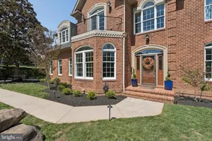 9804 Pebble Beach Ct, Ijamsville, MD 21754 - Photo 7