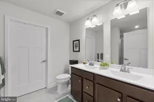 2472 Silver Leaf Dr, Frederick, MD 21702 - Photo 15