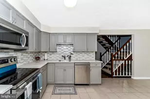 6612 Spokeshave Ct, Frederick, MD 21703 - Photo 5