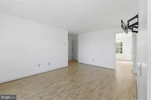1403 Key Pkwy, Frederick, MD 21702 - Photo 5