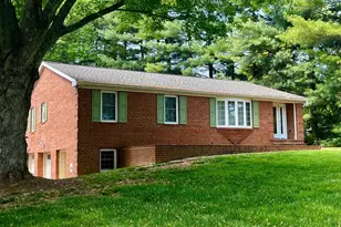5622 Glen Hill Ct, Jefferson, MD 21755 - Photo 1