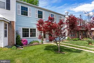 6826 Acacia Ct, Frederick, MD 21703 - Photo 3