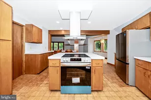 2813 Fry Rd, Jefferson, MD 21755 - Photo 13