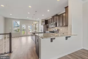 5907 Garden Walk Dr, Frederick, MD 21703 - Photo 9