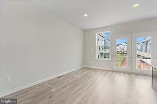 5907 Garden Walk Dr, Frederick, MD 21703 - Photo 5