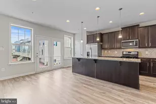 5907 Garden Walk Dr, Frederick, MD 21703 - Photo 11