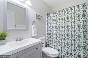 5806 Shadbush Ct, Frederick, MD 21703 - Photo 13