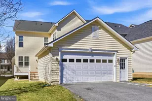 1312 Volunteer Dr, Brunswick, MD 21716 - Photo 31