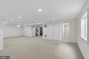 1312 Volunteer Dr, Brunswick, MD 21716 - Photo 27