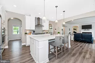 10377 Springside Ter, Ijamsville, MD 21754 - Photo 11