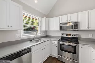 6984 Meadowpoint Terrace, New Market, MD 21774 - Photo 5