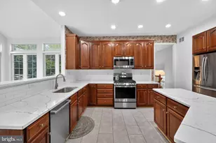 5136 Charlington Ct, Frederick, MD 21703 - Photo 3