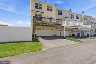 322 East Wainscot Drive, New Market, MD 21774 - Photo 33