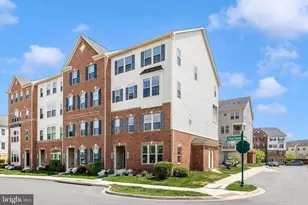 6032 Forum Sq, Frederick, MD 21703 - Photo 5