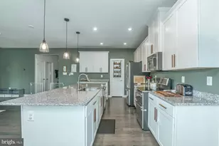 405 Potomac View Pkwy, Brunswick, MD 21716 - Photo 9